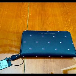Brand new with tag Timmy Hilfiger wallet